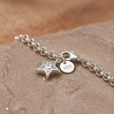 Pulsera estrella circón