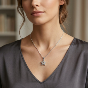 Collar con colgante de estrella circón
