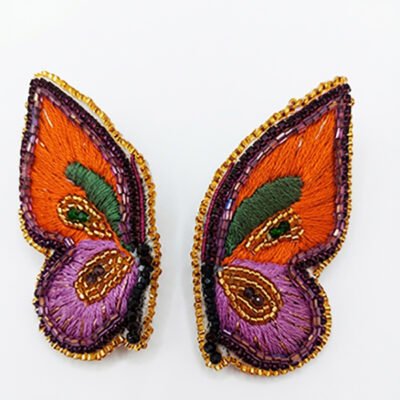 Aros de mariposa bordados
